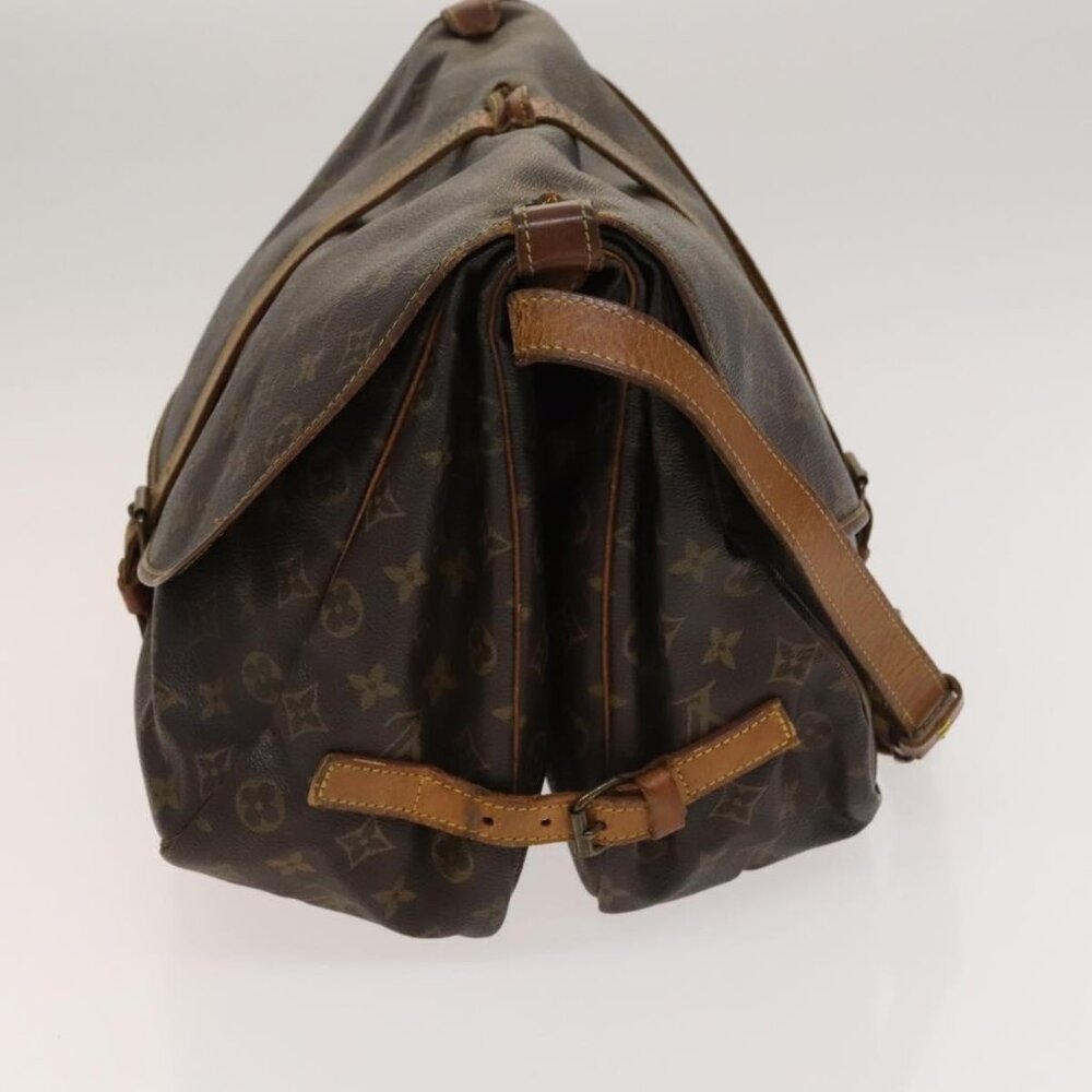 Authentic LOUIS VUITTON Monogram Saumur 35 Shoulder Bag M42254 LV - Picture 10 of 16